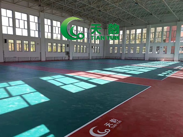 乌兰浩特第九中学体育馆地胶。