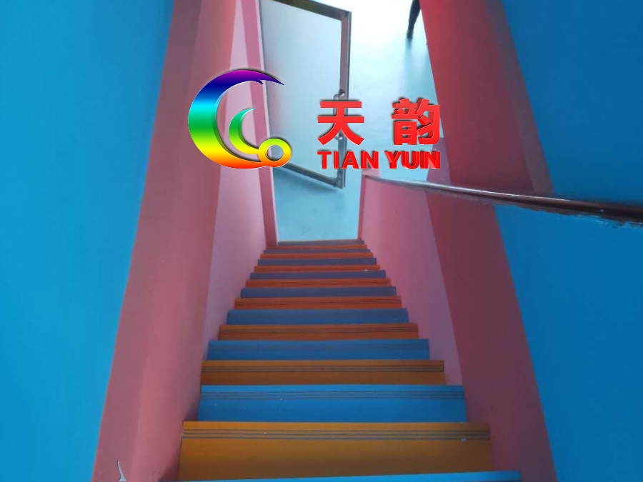 【沈阳天韵】天韵新型PVC楼梯踏步、天韵防滑、静音楼梯踏步